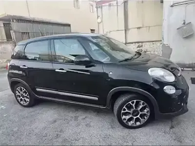 Usata Fiat 500L Trekking 120 CV (88 kW) 2013 Nero Monovolume