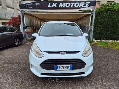 Begagnad Ford B-MAX 75 HK (55 kW) 2016 Vit Minibuss