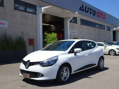 Usata Renault Clio IV Zen 75 CV (55 kW) 2015 Bianco Berlina