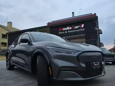 Begagnad Ford Mustang Mach-E