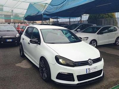Bianco Usata 2011 VW Golf VI R Utilitaria | 15.900 € (Molto cara)