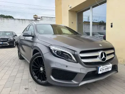Usata Mercedes GLA200 Premium 136 CV (100 kW) 2015 Grigio SUV