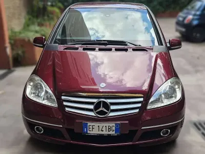 Usata Mercedes A200 140 CV (102 kW) 2010 Rosso Berlina