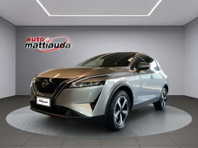 Usata Nissan Qashqai N-Connecta 190 CV (139 kW) 2023 Grigio chiaro SUV