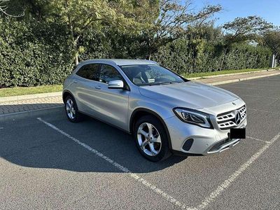 Usata Mercedes GLA200 136 CV (100 kW) 2018 Argento SUV