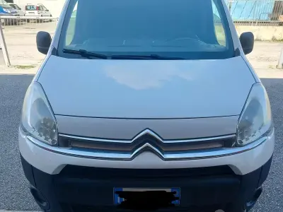 Usata Citroën Berlingo 75 CV (55 kW) 2014 Bianco Monovolume