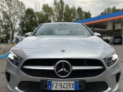 Usata Mercedes A180 Executive 116 CV (85 kW) 2020 Grigio Berlina