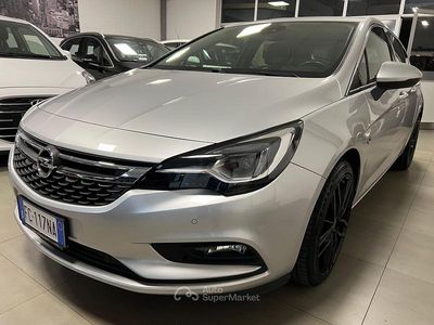 Usata Opel Astra Innovation 150 CV (110 kW) 2016 Argento Berlina