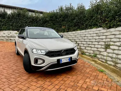 Usata VW T-Roc 116 CV (85 kW) 2022 SUV