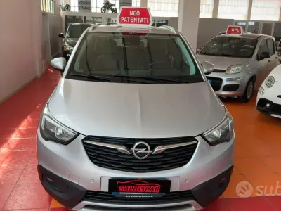 Usata Opel Crossland X 102 CV (75 kW) 2019 Grigio SUV