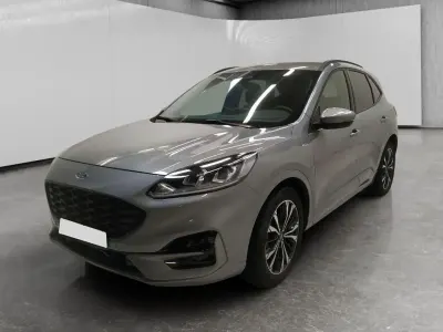 Usata Ford Kuga ST-Line 190 CV (139 kW) 2021 Argento SUV