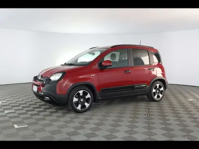 Usata Fiat Panda Cross Cross 69 CV (50 kW) 2025 Rosso Utilitaria