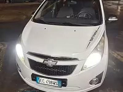 Usata Chevrolet Spark 68 CV (50 kW) 2010 Bianco Utilitaria
