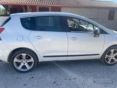 Usata Peugeot 3008 110 CV (80 kW) 2010 Bianco Monovolume
