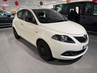 Usata Lancia Ypsilon Silver 69 CV (50 kW) 2022 Other Utilitaria