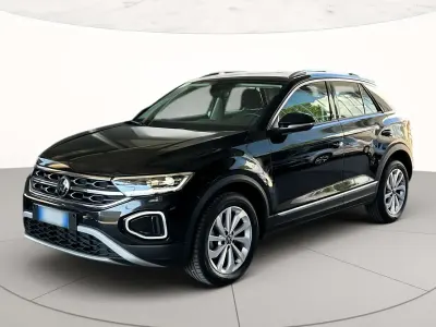 Usata VW T-Roc Style 116 CV (85 kW) 2025 Deep black perlato SUV