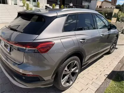 Usata Audi Q4 e-tron Advanced 69 kW (95 CV) 2022 Grigio SUV