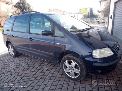 Usata VW Sharan Comfortline 116 CV (85 kW) 2002 Blu Monovolume