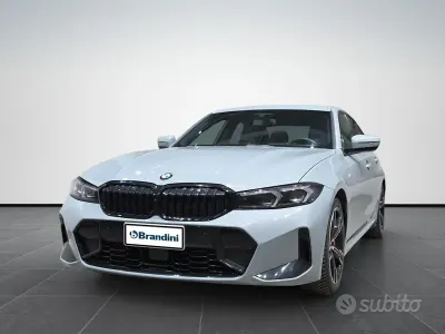 Usata BMW 320e M Sport 190 CV (139 kW) 2025 Brooklin grey met. Berlina