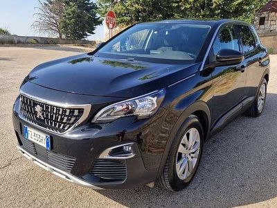 Usata Peugeot 3008 Business-Line 120 CV (88 kW) 2019 Nero SUV