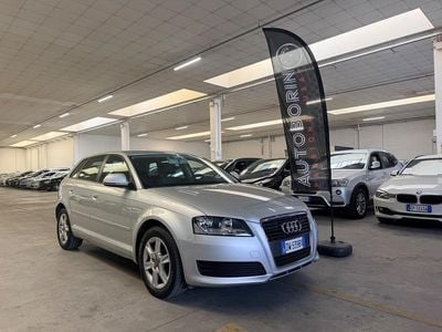 Usata Audi A3 Attraction 105 CV (77 kW) 2009 Argento Utilitaria