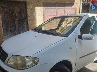 Usata Fiat Punto 80 CV (58 kW) 2006 Bianco Utilitaria