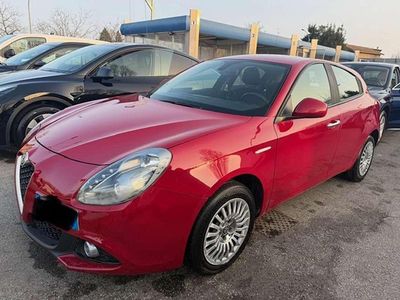 Usata Alfa Romeo Giulietta Impression 105 CV (77 kW) 2016 Rosso Utilitaria