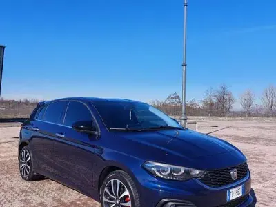 Usata Fiat Tipo Lounge 120 CV (88 kW) 2016 Berlina