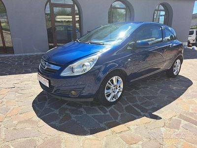 Usata Opel Corsa 80 CV (58 kW) 2006 Blu Utilitaria