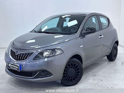 Usata Lancia Ypsilon S 69 CV (50 kW) 2021 Grigio Utilitaria