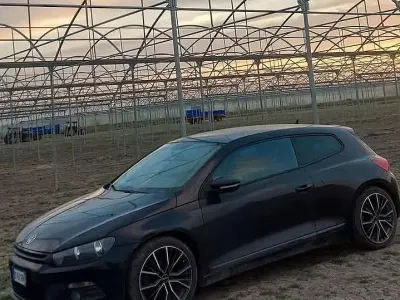 Usata VW Scirocco 122 CV (89 kW) 2009 Nero Coupé