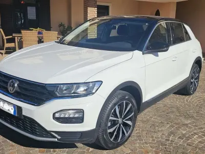 Usata VW T-Roc Advance 116 CV (85 kW) 2019 SUV