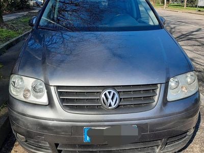 Usata VW Touran 105 CV (77 kW) 2006 Grigio Monovolume