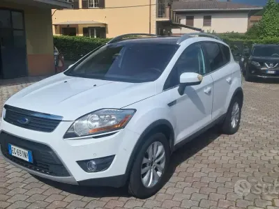 Usata Ford Kuga Titanium 163 CV (119 kW) 2012 Bianco SUV
