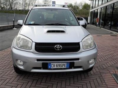 usata Toyota RAV4 Tdi D-4D cat 5 porte Sol usato