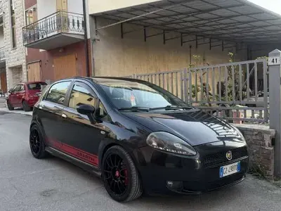 Usata Fiat Grande Punto Abarth 90 CV (66 kW) 2005 Utilitaria