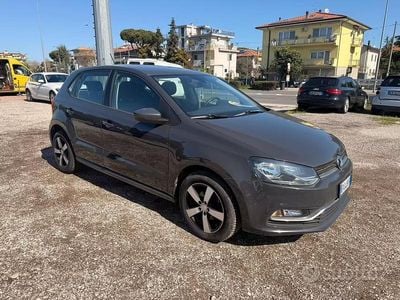 Usata VW Polo Comfortline 75 CV (55 kW) 2014 Grigio Berlina