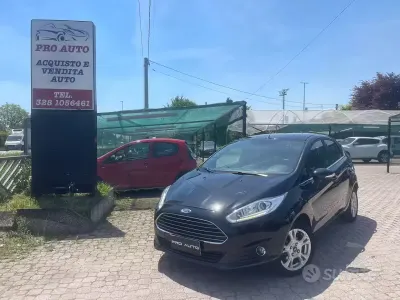 Usata Ford Fiesta 95 CV (69 kW) 2016 Nero Utilitaria