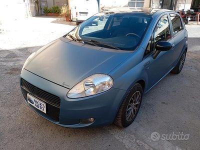 Käytetty Fiat Grande Punto 65 HP (47 kW) 2007 Sininen Viistoperä
