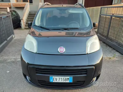 Usata Fiat Qubo Trekking 70 CV (51 kW) 2014 Nero Monovolume