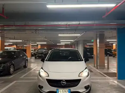 Usata Opel Corsa 90 CV (66 kW) 2018 Bianco Utilitaria