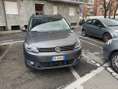 Usata VW Touran Highline 149 CV (109 kW) 2012 Grigio Monovolume
