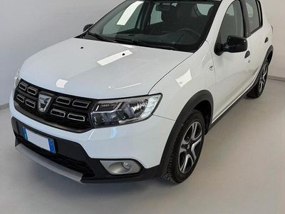 Gebraucht Dacia Sandero 90 PS (66 kW) 2018 Weiß Limousine
