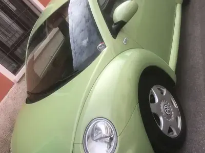 Usata VW New Beetle 102 CV (75 kW) 2001 Utilitaria