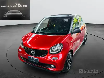 Usata Smart ForFour Brabus 90 CV (66 kW) 2017 Rosso Utilitaria