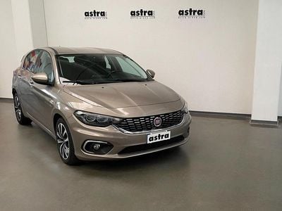 Usata Fiat Tipo Lounge 95 CV (69 kW) 2018 Gray Berlina