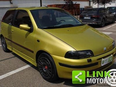 Usata Fiat Punto 133 CV (97 kW) 1994 Oro Utilitaria