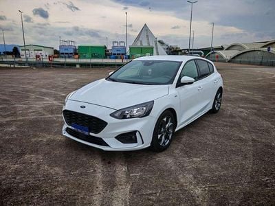 Käytetty Ford Focus ST-Line 125 HP (91 kW) 2020 Sedan