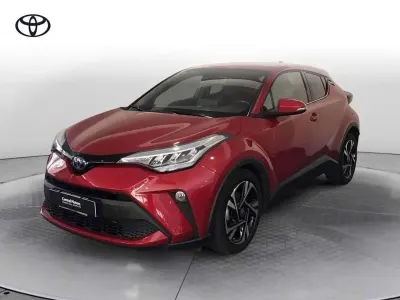Usata Toyota C-HR Trend 184 CV (135 kW) 2023 Emotional red & black SUV
