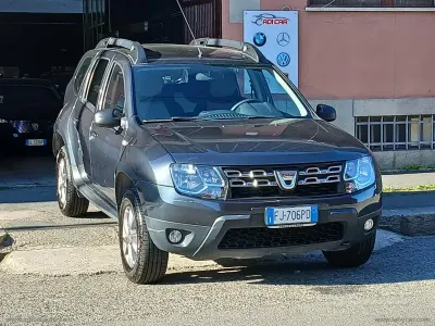 Usata Dacia Duster 114 CV (83 kW) 2017 Grigio SUV